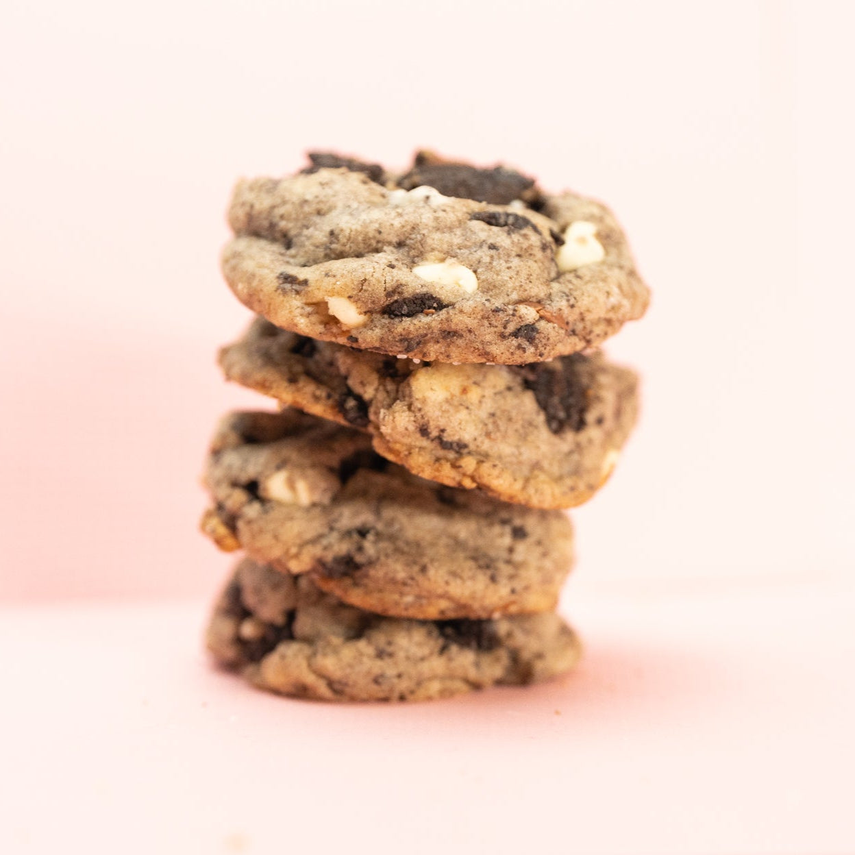 Cookies & Cream Cookies