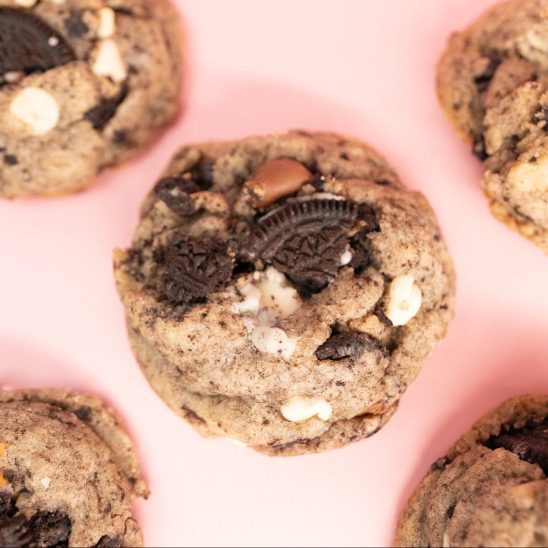 Cookies & Cream Cookies